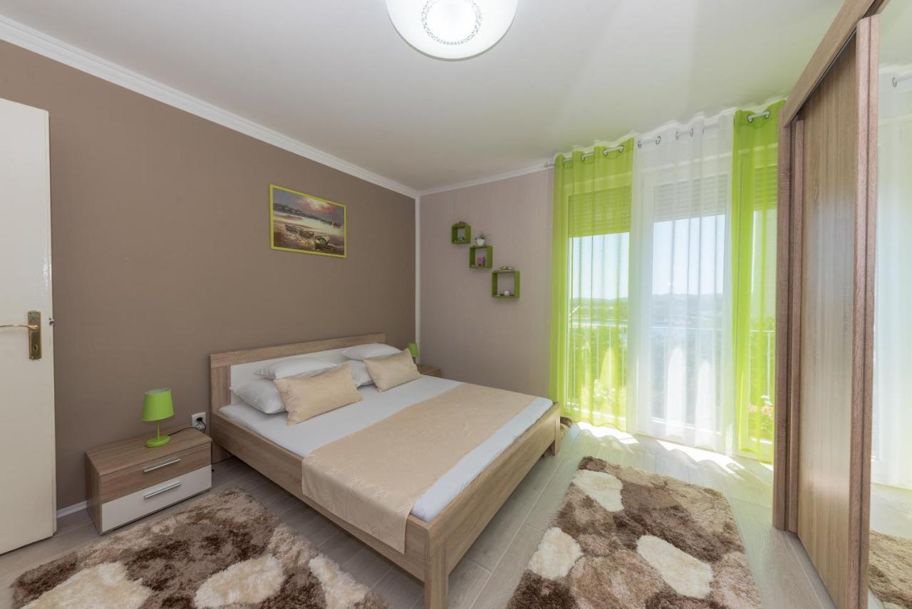 שיבניק Apartment Danijela מראה חיצוני תמונה