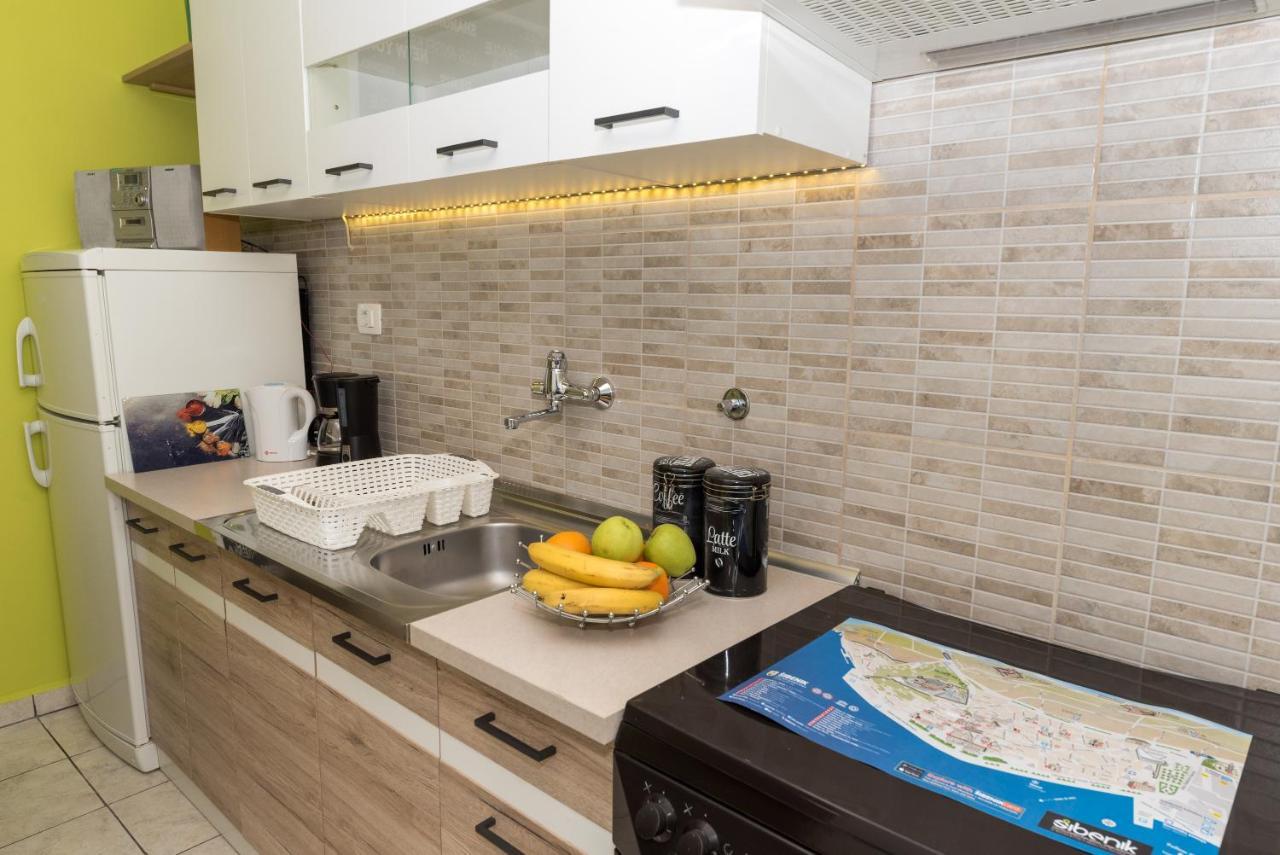 שיבניק Apartment Danijela מראה חיצוני תמונה