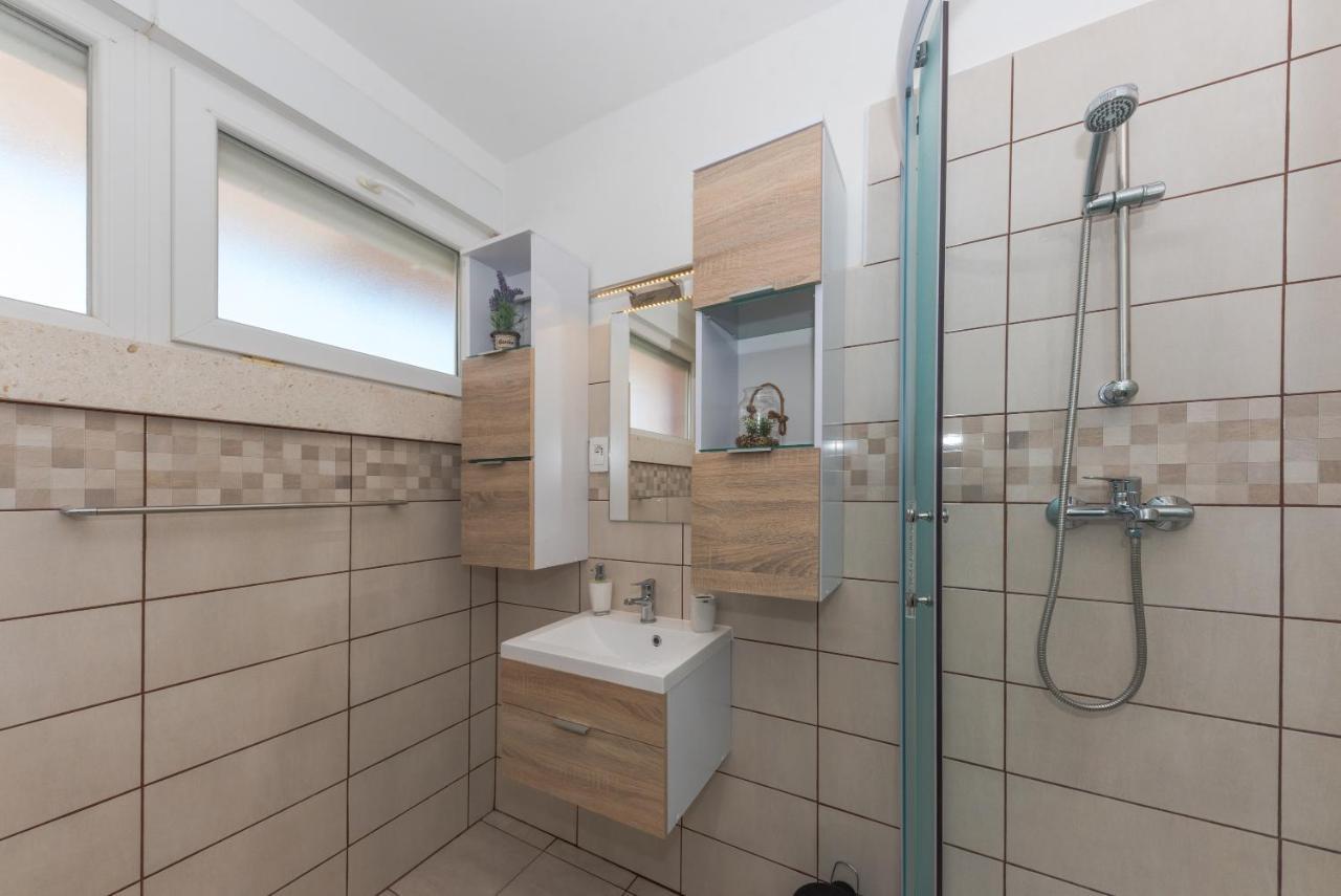 שיבניק Apartment Danijela מראה חיצוני תמונה